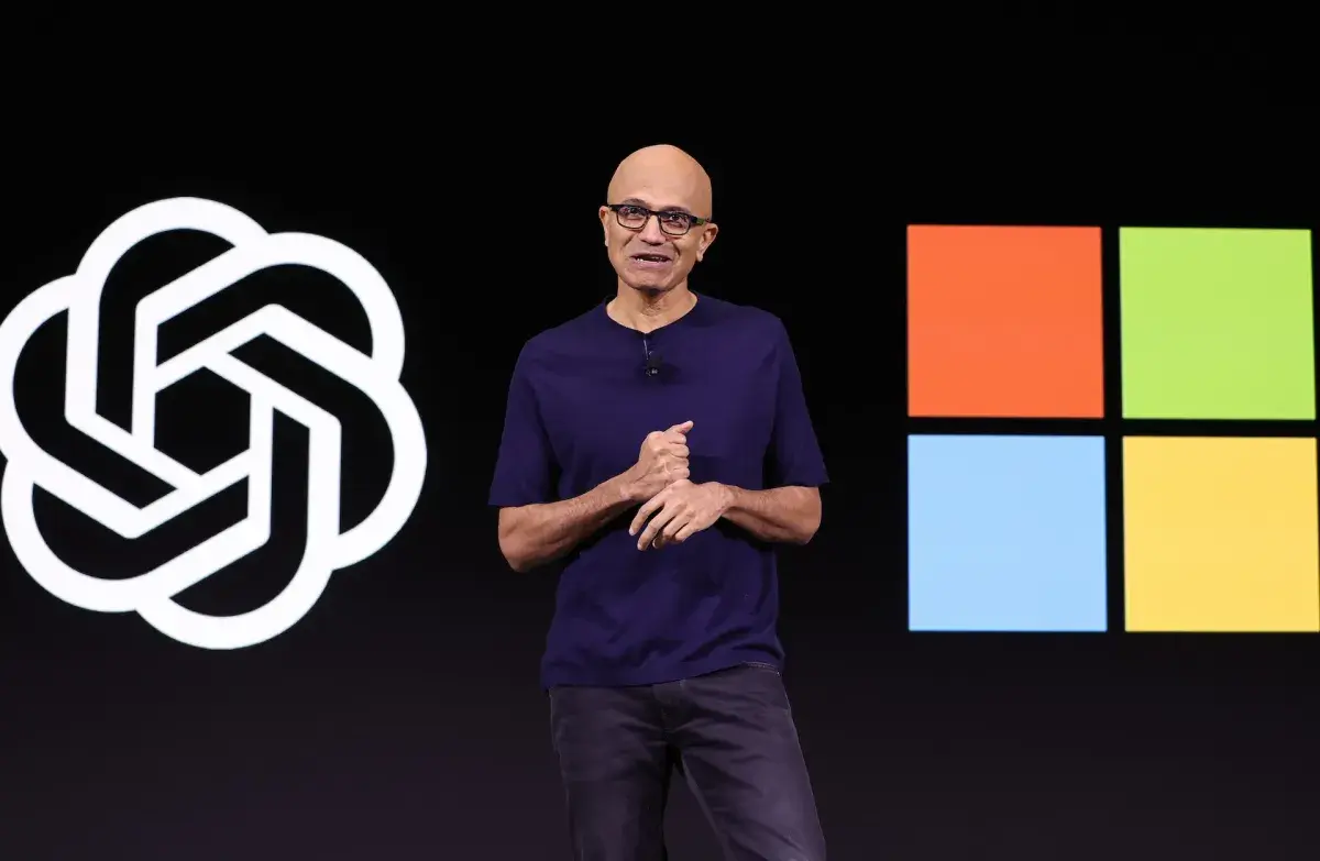 Nadella يحذر من دفع الشركات مرتين مقابل نماذج الذكاء الاصطناعي المغلقة