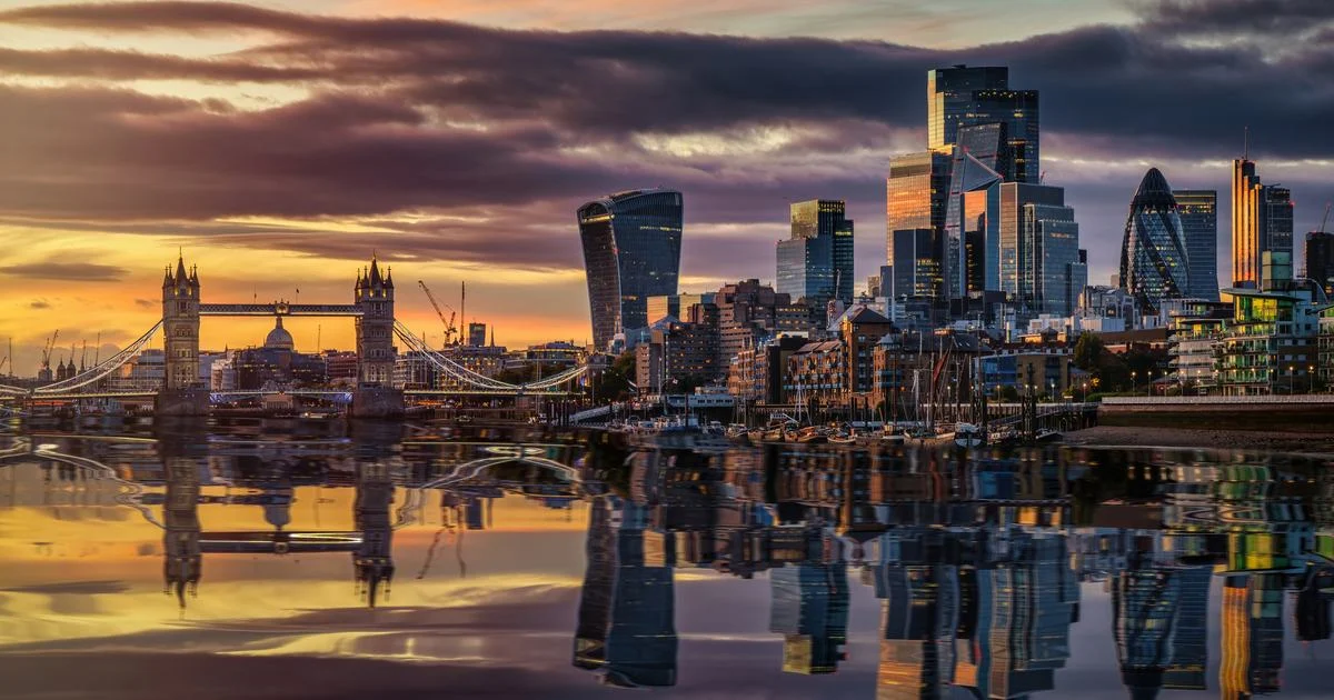40 City Mayors Set Data Center Rules For Grids And Water