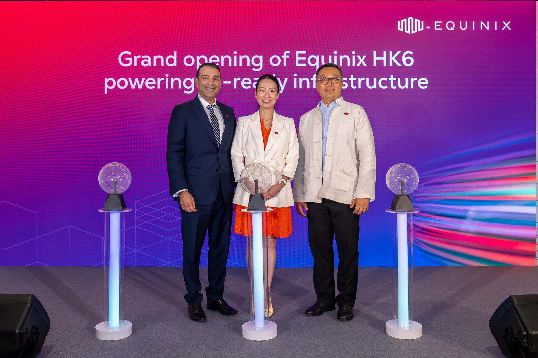 Equinix HK6 يربط قدرة الذكاء الاصطناعي في هونغ كونغ بممر Shenzhen الابتكاري