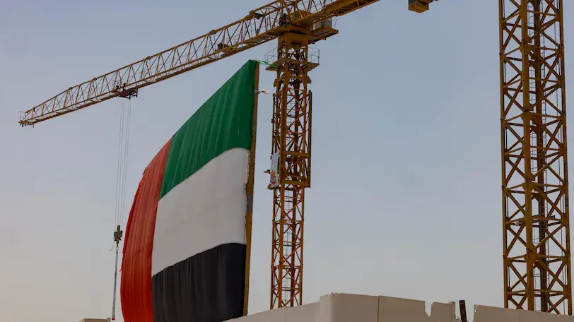 مؤشر UAE PMI يهبط إلى 50.8 مع انكماش التوظيف في يونيو بعد اضطراب Hormuz