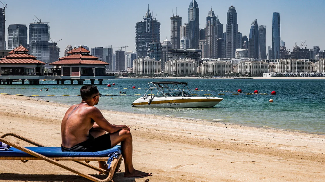 فنادق دبي تراهن على المقيمين مع تراجع زخم السياحة الفاخرة