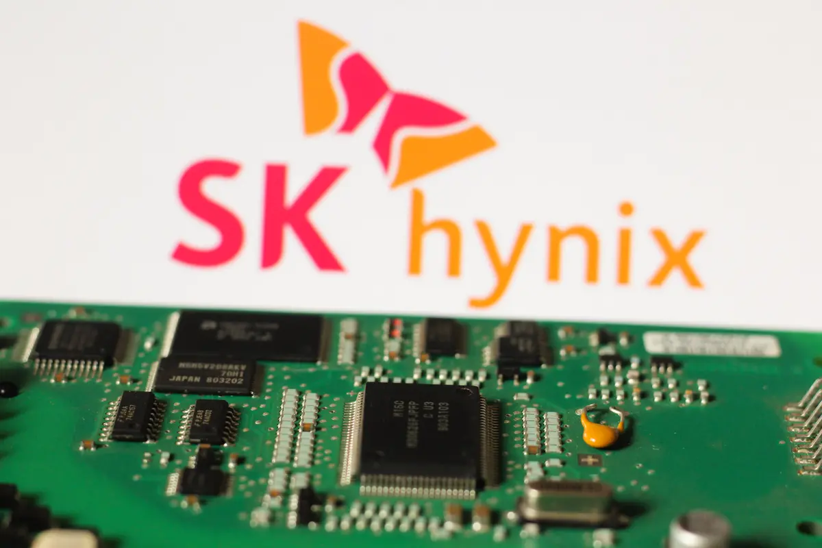 إدراج SK Hynix في Nasdaq يربط طلب ذاكرة الذكاء الاصطناعي بأسواق المال