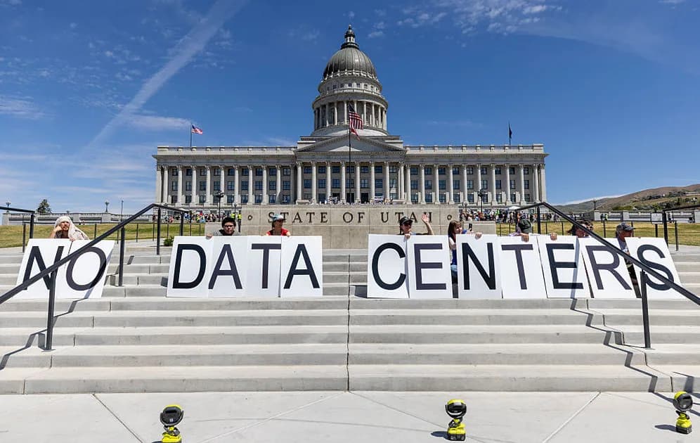 Stratos Data Center Cuts Utah Plan as Water Backlash Tests AI Infrastructure Growth